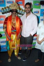 Abhishek Bachchan at Radio City to promote Raavan in Bandra on 8th June 2010 (20).JPG